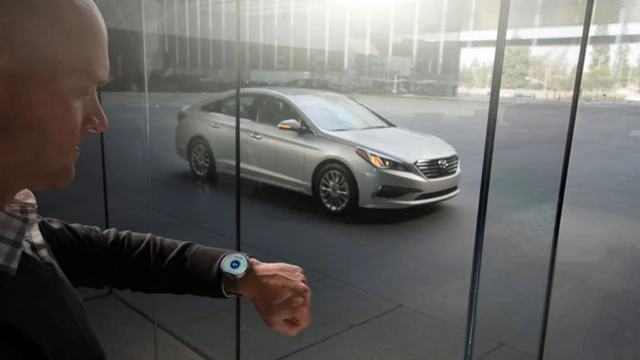 ¿Te animarías a tirar la llave, y abrir las puertas y encender el motor de tu vehículo con un reloj inteligente?