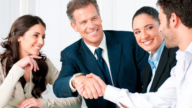No es lo mismo ser líder que ser jefe: estas son las diferencias que debes conocer