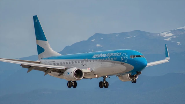Dólar turista: un sitio web permite buscar ofertas en vuelos que no tengan el recargo de 30%