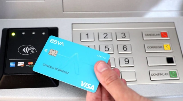 No tiene código atrás, pero igual es la tarjeta más segura del mundo: conocé Aqua, el nuevo producto de BBVA