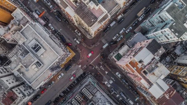 En busca de inversiones: Ciudad busca potenciar el desarrollo de "distritos tecnológicos"