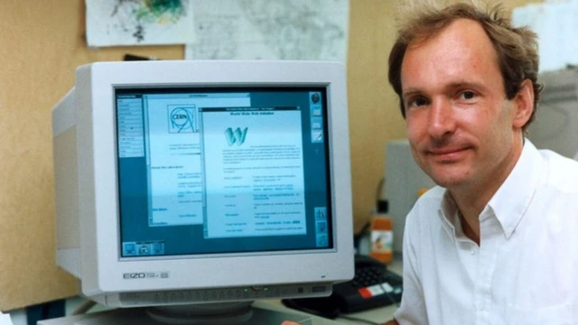 Un día como hoy nació en Londres el "padre" de Internet