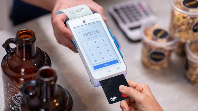 Compre sin IVA y un par de ingratas sorpresas: ¿te devuelven el impuesto si abonás con Mercado Pago o Ualá?