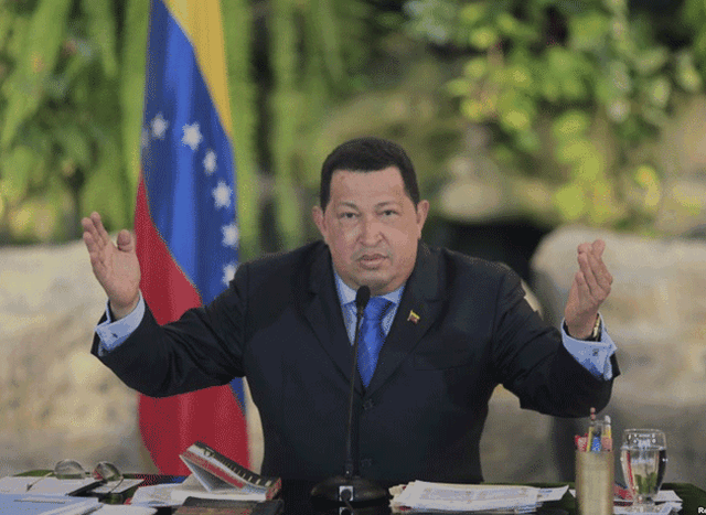 Yamani alertó contra la política petrolera de Hugo Chávez en Venezuela