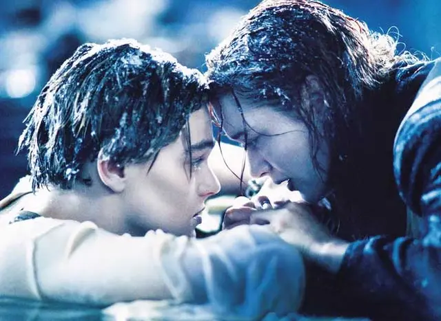 Titanic lleva al espectador a experimentar una variedad de emociones