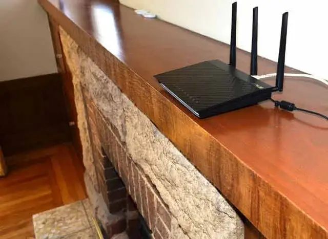 Router wifi en un hogar.