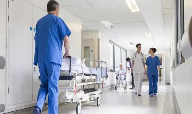 Sueldos de los médicos en Sudamérica, entre los peores del mundo