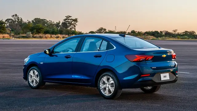 El baúl del Chevrolet Onix Plus, uno de los mayores cambios