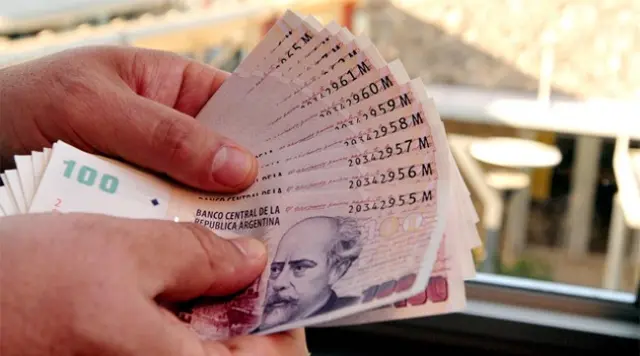 La emisión monetaria, uno de los problemas centrales, según el diagnóstico de Saravia