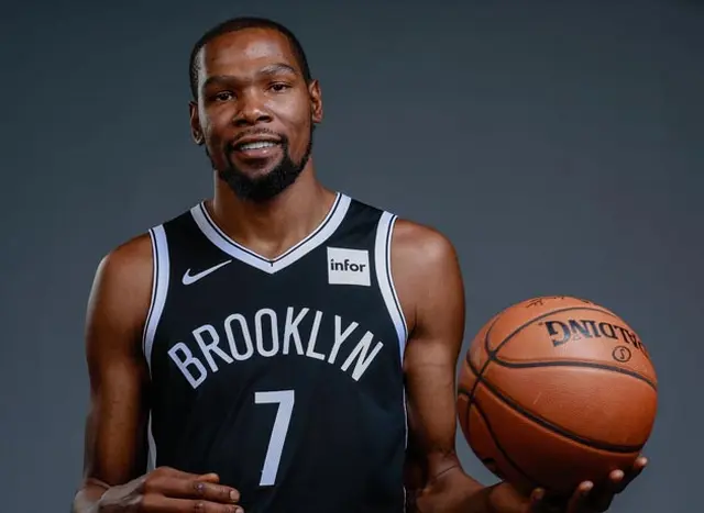 Kevin Durant cambió de equipo y me metió en el top 10