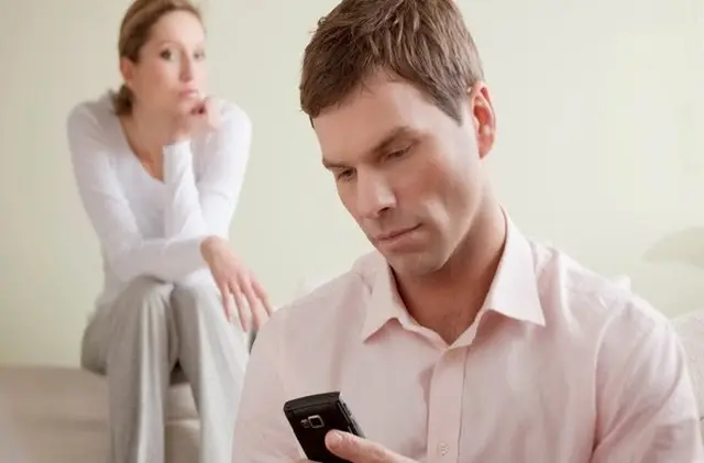 Hay varias formas para combatir los celos de tu pareja