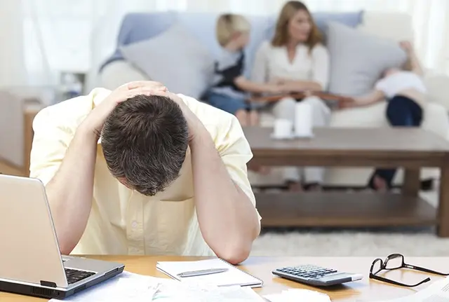 Uno de los peores errores al querer pagar las deudas es no tomar en cuenta las necesidades básicas del grupo familiar
