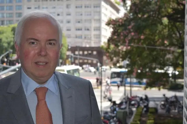 Marcelo H. Echevarría, Abogado (UBA)- Especialista en Derecho Penal (UB)