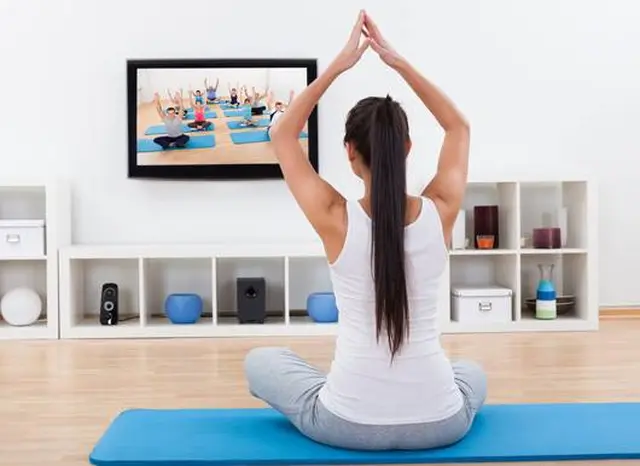 Enseñar yoga online puede ser un negocio rentable en 2021