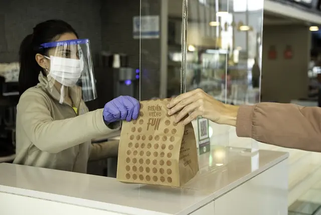 en todas las FULL del país, habrá productos de almacén, limpieza y combos especiales