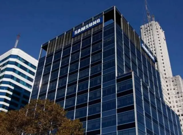 La Torre de la calle Bouchard fue vendida a mediados de año