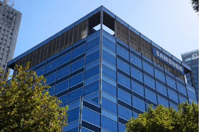 Bouchard 710 funciona como edificio de oficinas de categoría AAA por su ubicación en una de las zonas corporativas premium porteña
