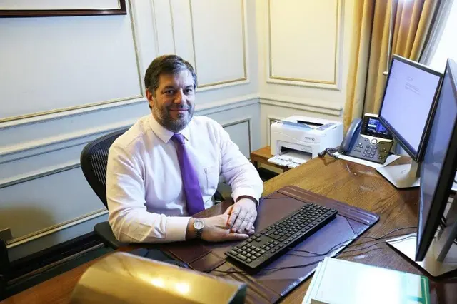 Fue gerente de Investigaciones Económicas y asesor de Política Monetaria del Banco Central de Chile