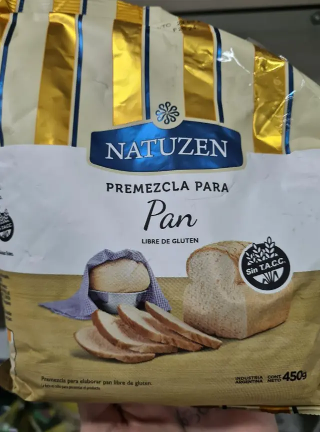 Esta es la premezcla para pan prohibida por ANMAT