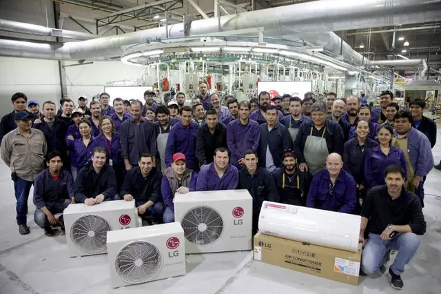 El holding apuesta a una mayor producción local y sustitución de importaciones para mantener su liderazgo en el negocio de los electrodomésticos