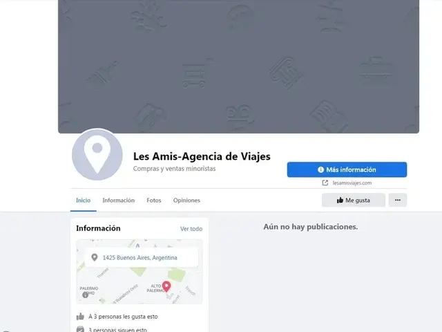 El Facebook de Les Amis vacío