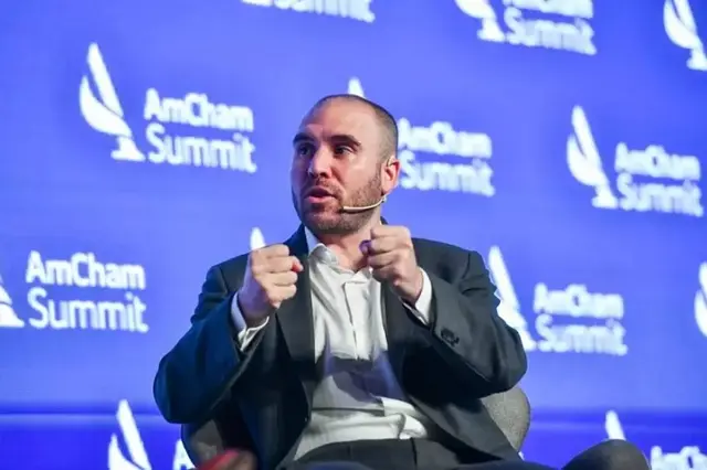 l temor del ministro es que si el Banco Central sigue poco abastecido, en algún momento resurjan las tensiones cambiarias