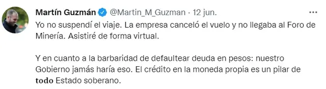 Guzmán desmintió por Twitter la posibilidad de defaultear deuda en pesos