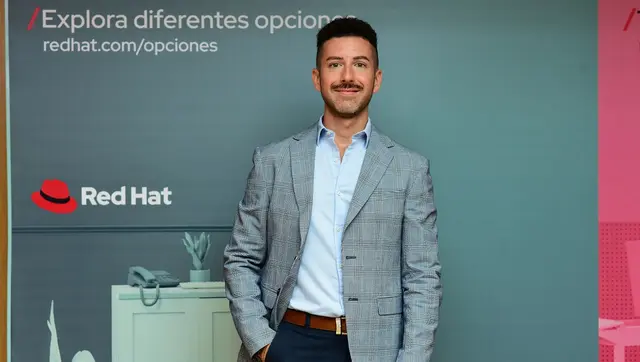 Andrés Indaverea, Gerente de Comunicaciones de Marketing para Latinoamérica en Red Hat