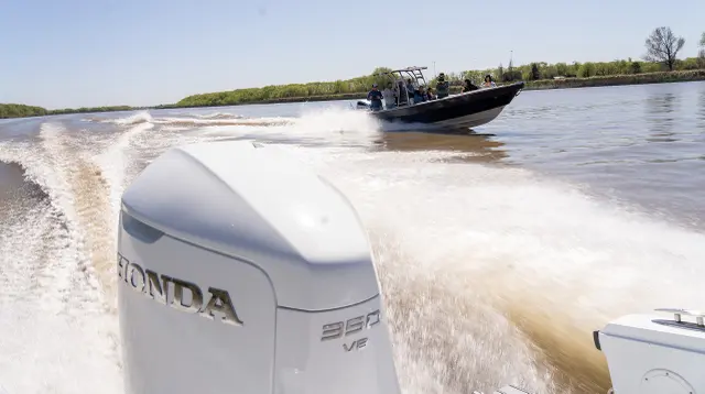 Honda renovo el motor marino