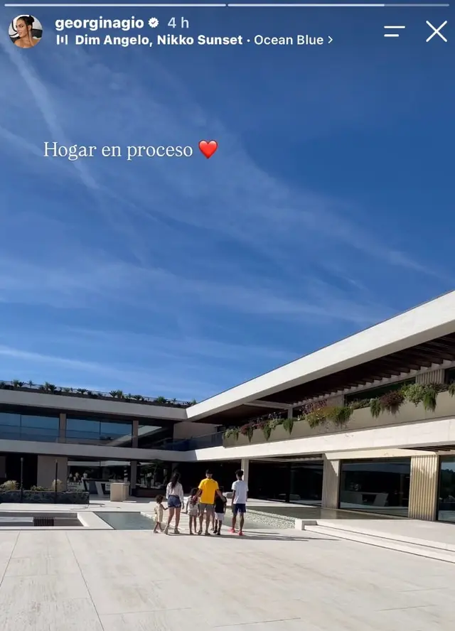 La esposa de Cristiano Ronaldo mostró parte de su mansión en sus redes.