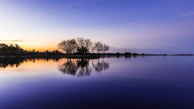 Cinco escapadas para hacer en el último fin de semana largo de 2025