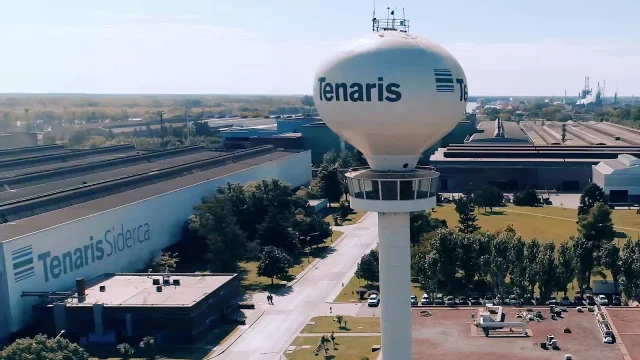 Tenaris notificó 150 despidos en su planta de Valentín Alsina tras perder una licitación