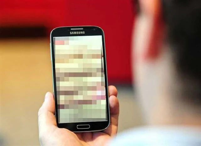 Una aplicación de videos porno toma fotografí­as suyas sin permiso