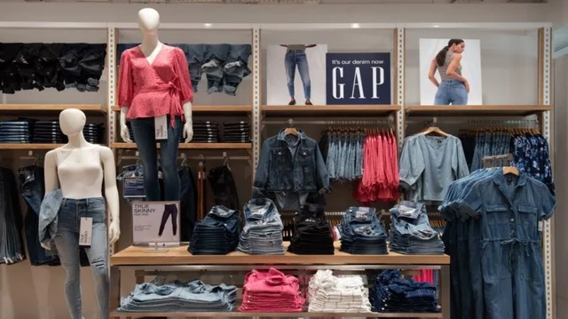 Carrefour vende GAP y Old Navy en Argentina y cambia la experiencia de hacer compras
