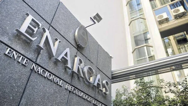 Deuda de u$s130 millones: Tecpetrol y Pampa Energía reclaman pagos pendientes a Enarsa