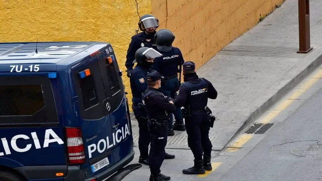 ¿Cuánto gana un policía federal en Argentina en 2026?
