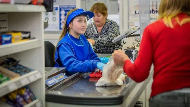 Empleados de comercio: ¿el bono impacta en el aguinaldo de diciembre 2025?