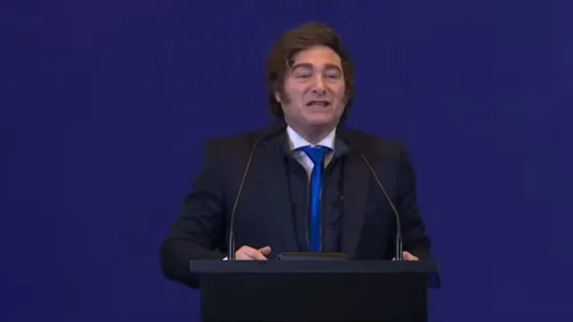 La definición de Milei sobre el esquema de bandas del dólar: Iremos hacia un tipo de cambio libre