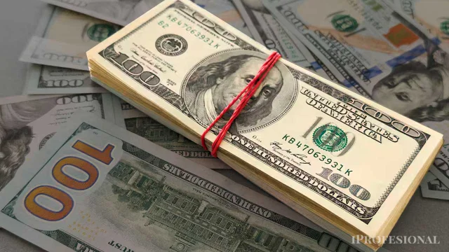El dólar profundizó su caída y tocó su menor valor en casi tres meses: los factores detrás de la baja