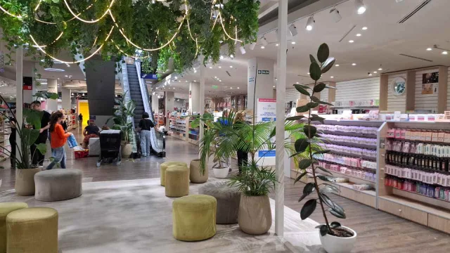 Los nuevos Todo x $2: así son los negocios chinos para clase media que se multiplican por el país