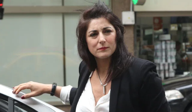 La diputada que preside Relaciones Exteriores dijo que habló con el embajador de un país que no existe hace 31 años