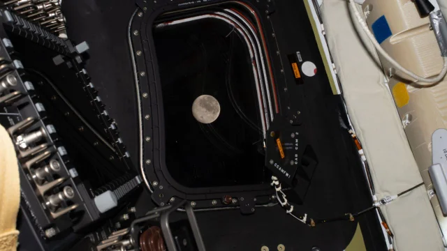 Momento histórico: Artemis II cruzó el lado oculto de la Luna y comenzó su regreso a la Tierra