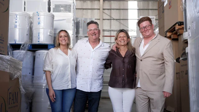 Vendía lavandina suelta, creó un imperio logístico y un infarto redefinió su rol en una empresa familiar muy exitosa