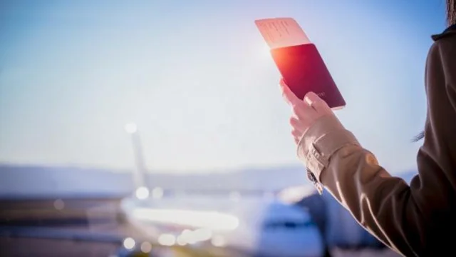 Chau sellos: cambió para siempre la forma en que turistas argentinos entran a Europa