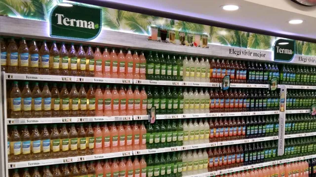 Terma: la bebida que se vende como saludable pero contiene edulcorantes y no se lo cuenta a los consumidores