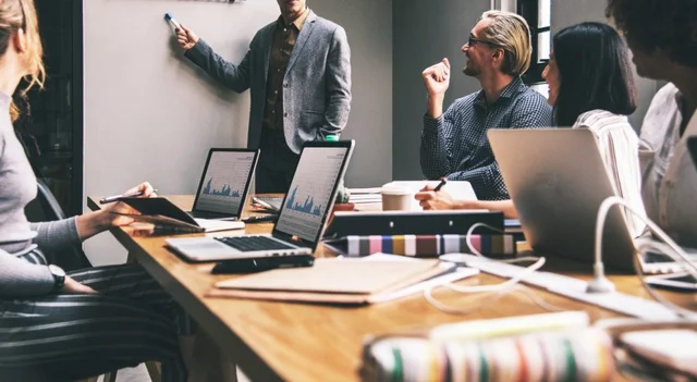 El 79% de los trabajadores argentinos cree que aprender habilidades nuevas es clave para su trabajo