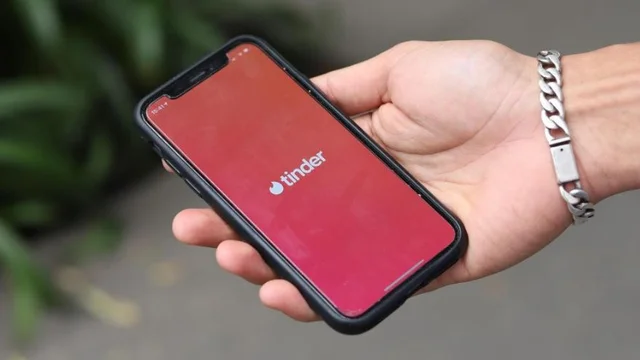 Tinder lanza nuevo método de verificación de perfiles para evitar estafas: en qué consiste