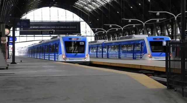 Temporal en el AMBA y trenes sin servicio: cuánto cuesta viajar con Uber, DiDi y Cabify este martes