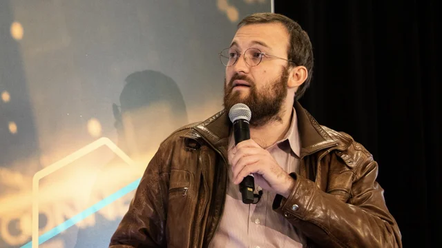 Fundador de Cardano ve a Bitcoin como el próximo líder DeFi y celebró la adopción cripto institucional