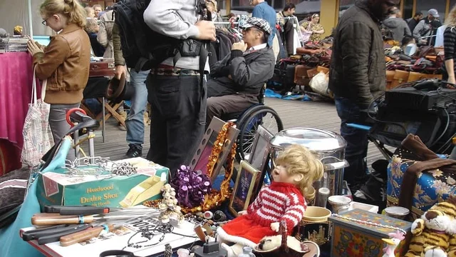 Economía colaborativa vs. compras de segunda mano: ¿qué eligen los consumidores modernos?